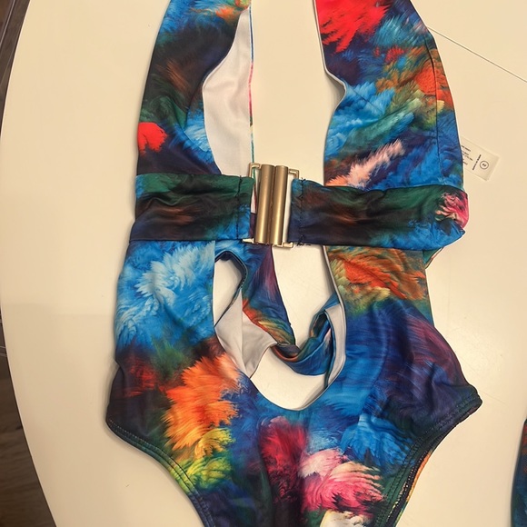 Fashion nova colorful with piece with wrap skirt cover up size S - Picture 2 of 4